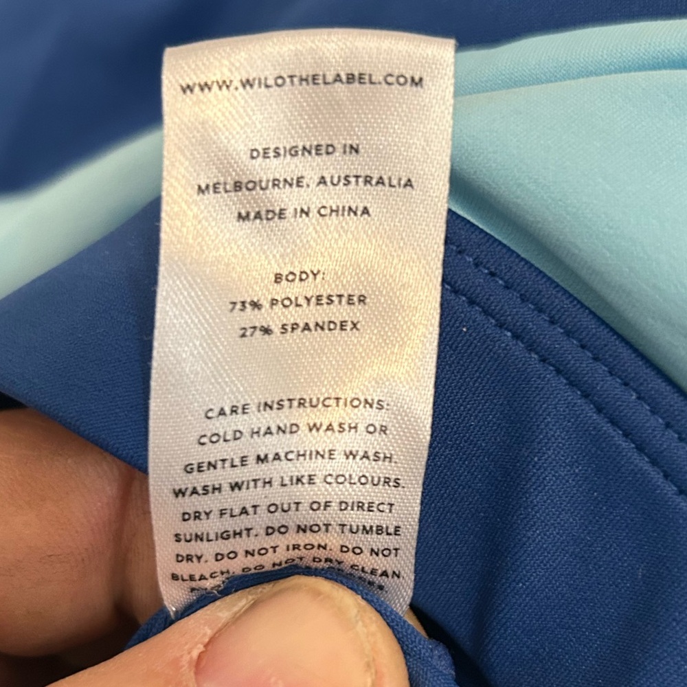 WILO | Blue Athletic Top | Size Small - Picture 4 of 5